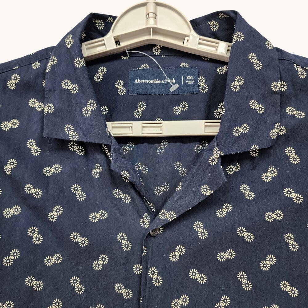 Abercrombie & Fitch Men’s XXL Blue Floral Print Camp Shirt Viscose Soft Hipster - Picture 3 of 8